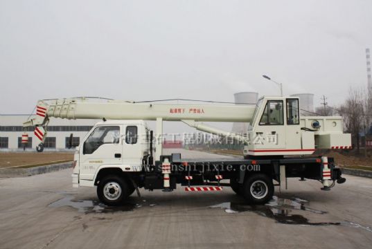 點(diǎn)擊查看詳細信息<br>標題：10噸汽車(chē)吊 閱讀次數：3134