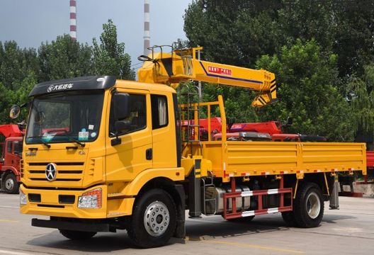 點(diǎn)擊查看詳細信息<br>標題：8噸大運隨車(chē)吊 閱讀次數：1945