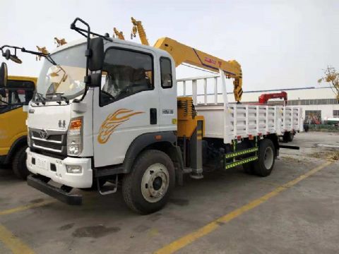 點(diǎn)擊查看詳細信息<br>標題：5噸重汽豪曼隨車(chē)吊 閱讀次數：2116
