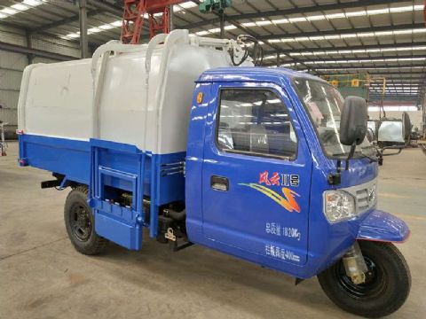 點(diǎn)擊查看詳細信息<br>標題：5方風(fēng)云二號垃圾車(chē) 閱讀次數：2100