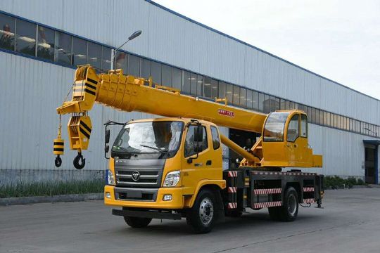 點(diǎn)擊查看詳細信息<br>標題：16噸福田汽車(chē)吊 閱讀次數：2258