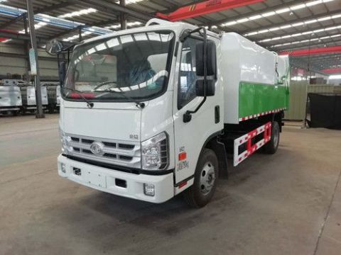點(diǎn)擊查看詳細信息<br>標題：9方柴油垃圾車(chē) 閱讀次數：3341